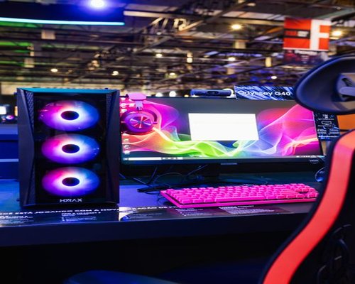 Advanced gaming hardware exhibition display setup